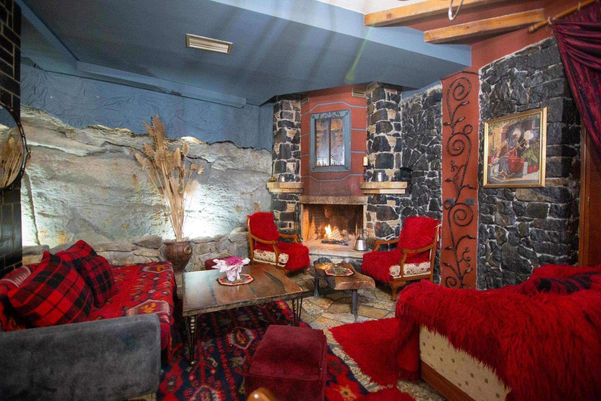 Vila Eden Boutique Hotel 코르처 외부 사진