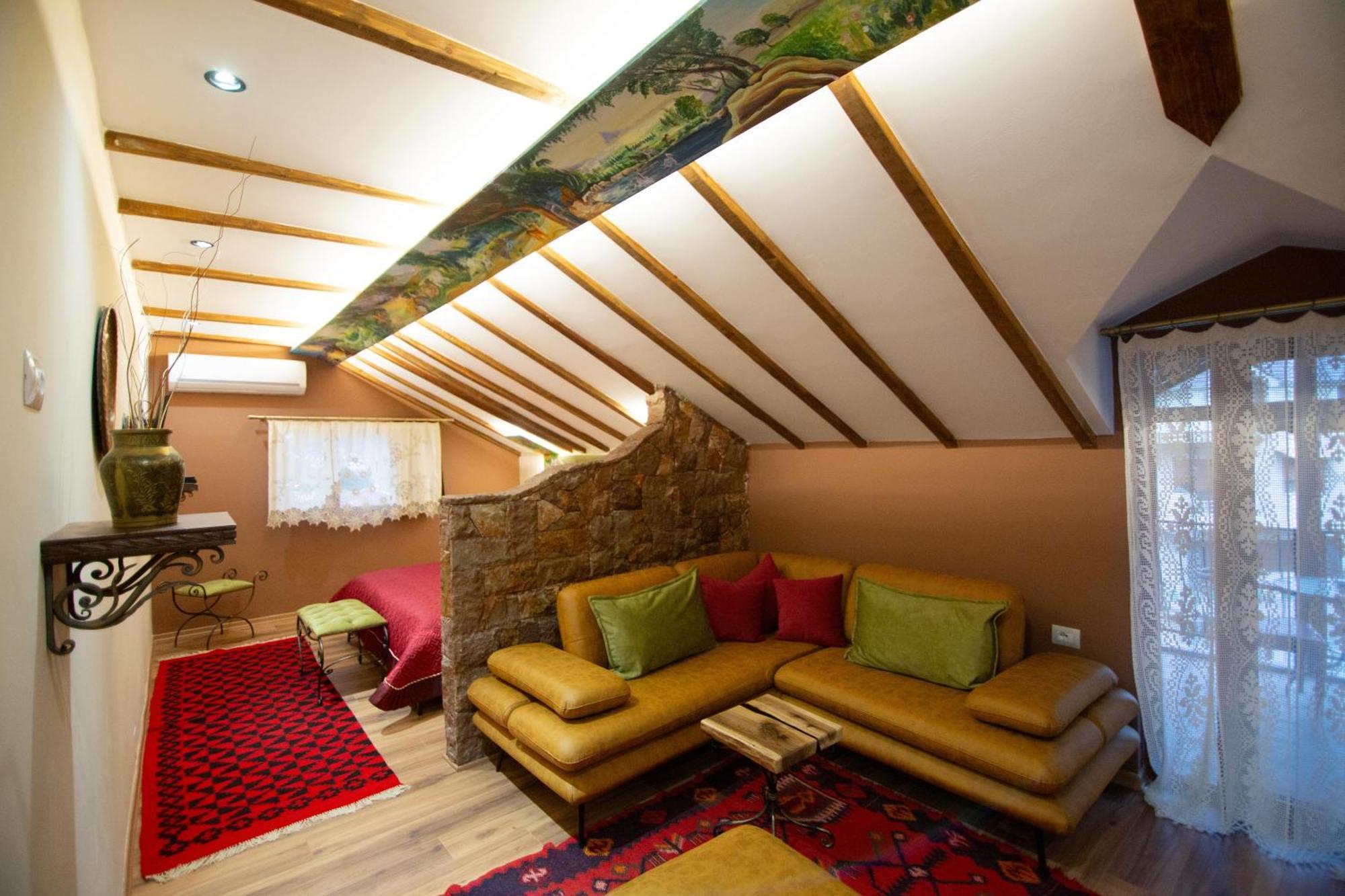 Vila Eden Boutique Hotel 코르처 외부 사진