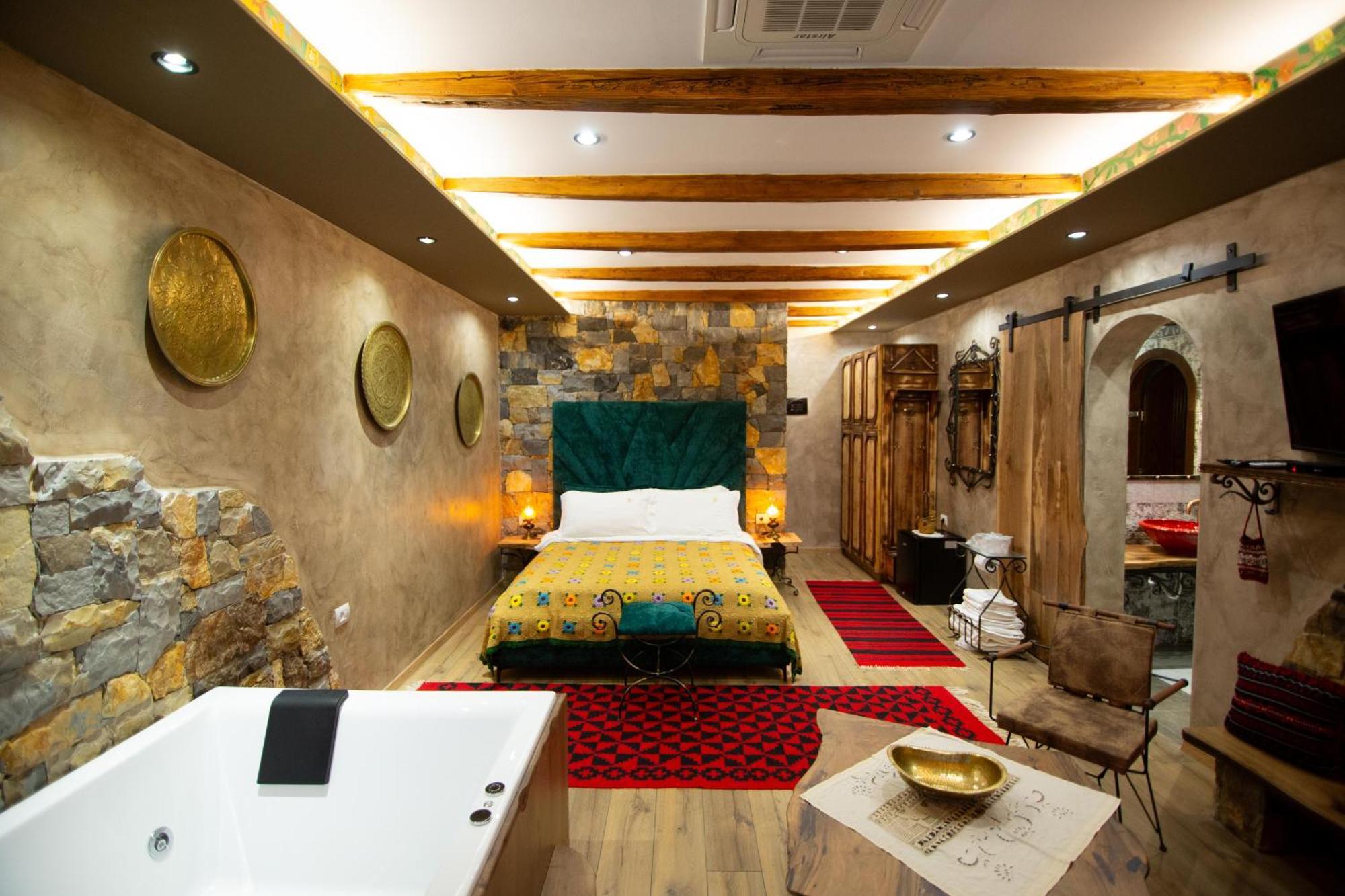 Vila Eden Boutique Hotel 코르처 외부 사진